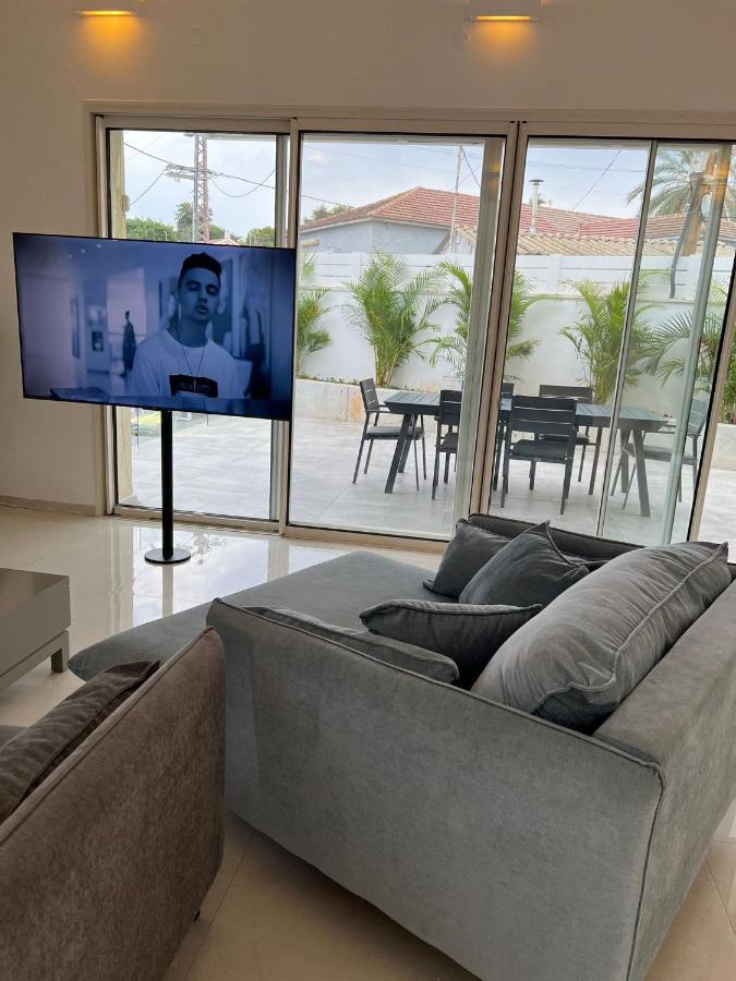 Luz Mansion ~ Lux & Comfy Villa Rishon Leziyyon Exterior photo